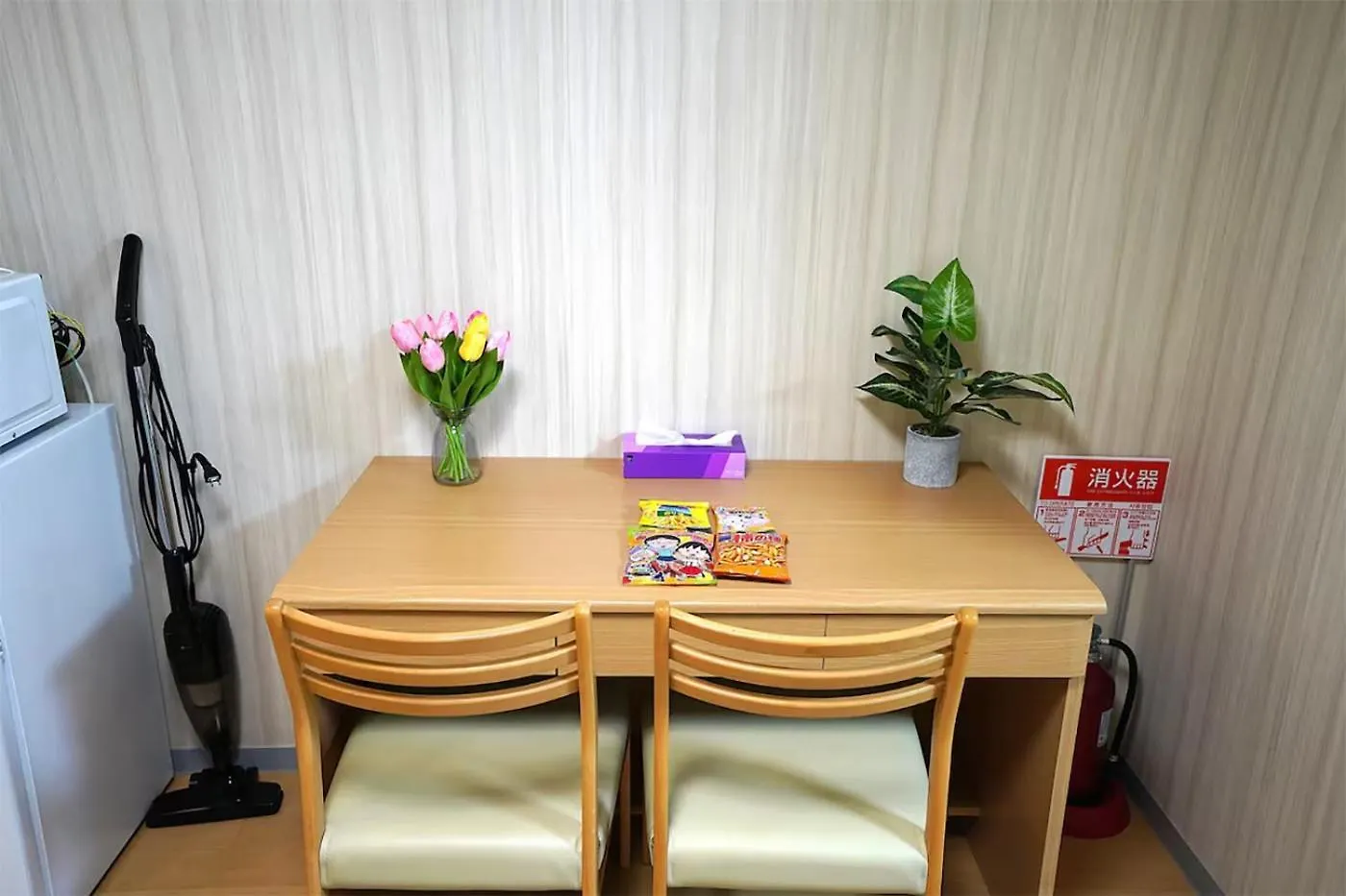 Room 204 Nishi-Shinjuku Gochome 9 Minutes Walk 40 Square Meters Sleeps Up To 6 People Tokyo