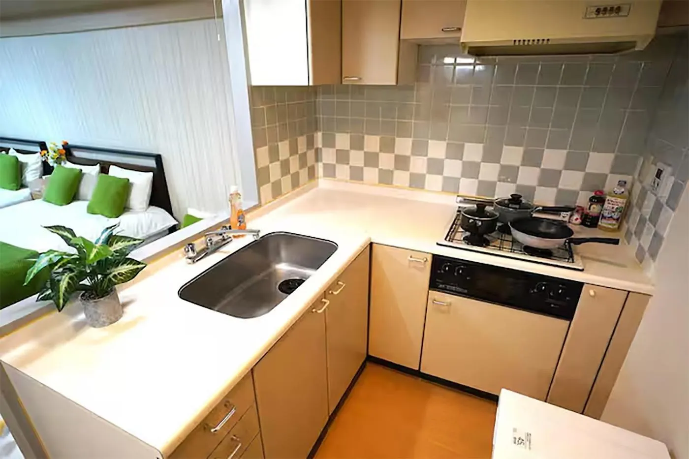Apartment Room 204 Nishi-Shinjuku Gochome 9 Minutes Walk 40 Square Meters Sleeps Up To 6 People Tokyo