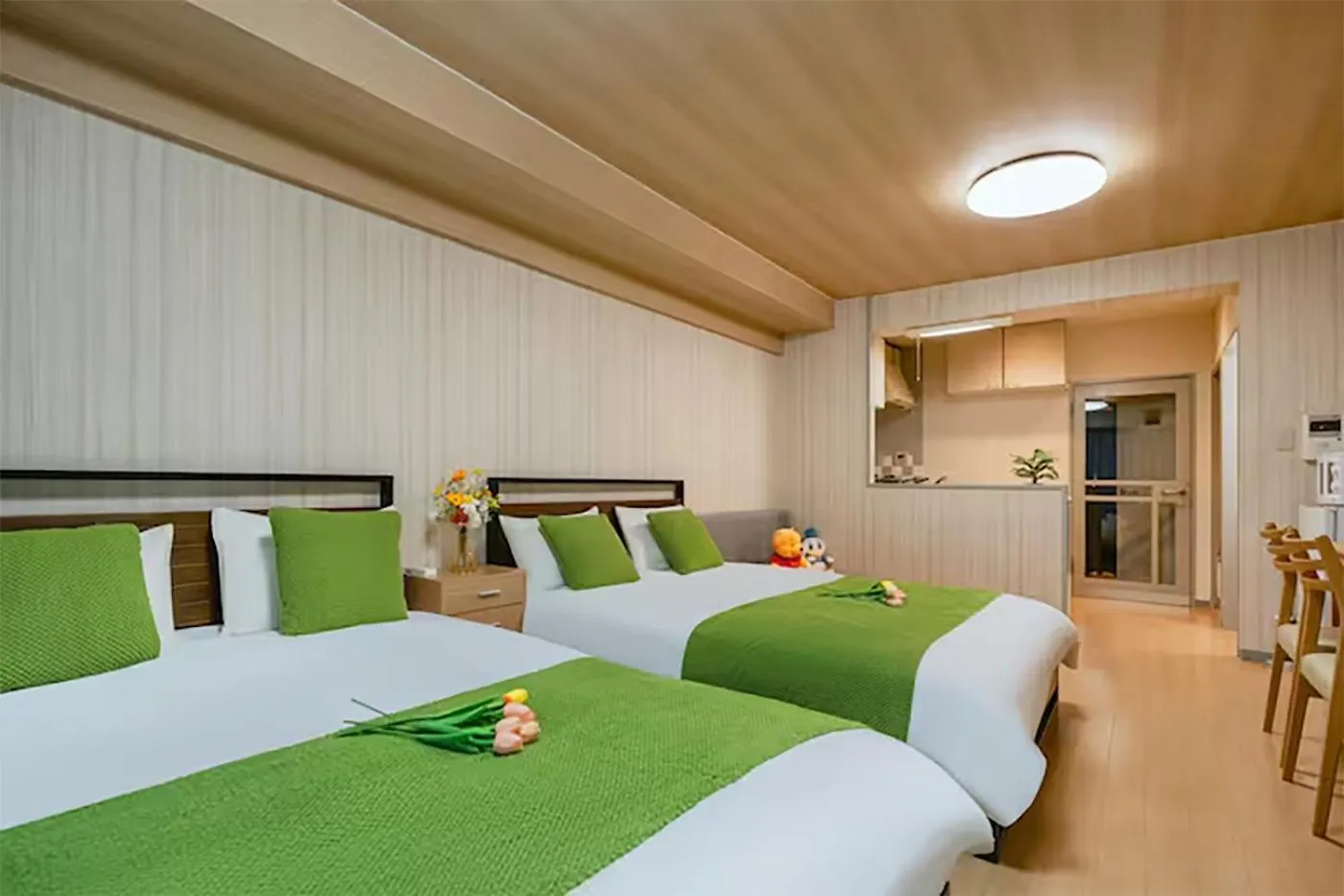 Room 204 Nishi-Shinjuku Gochome 9 Minutes Walk 40 Square Meters Sleeps Up To 6 People Tokyo Apartment